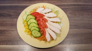 Salat mit Putenbrust